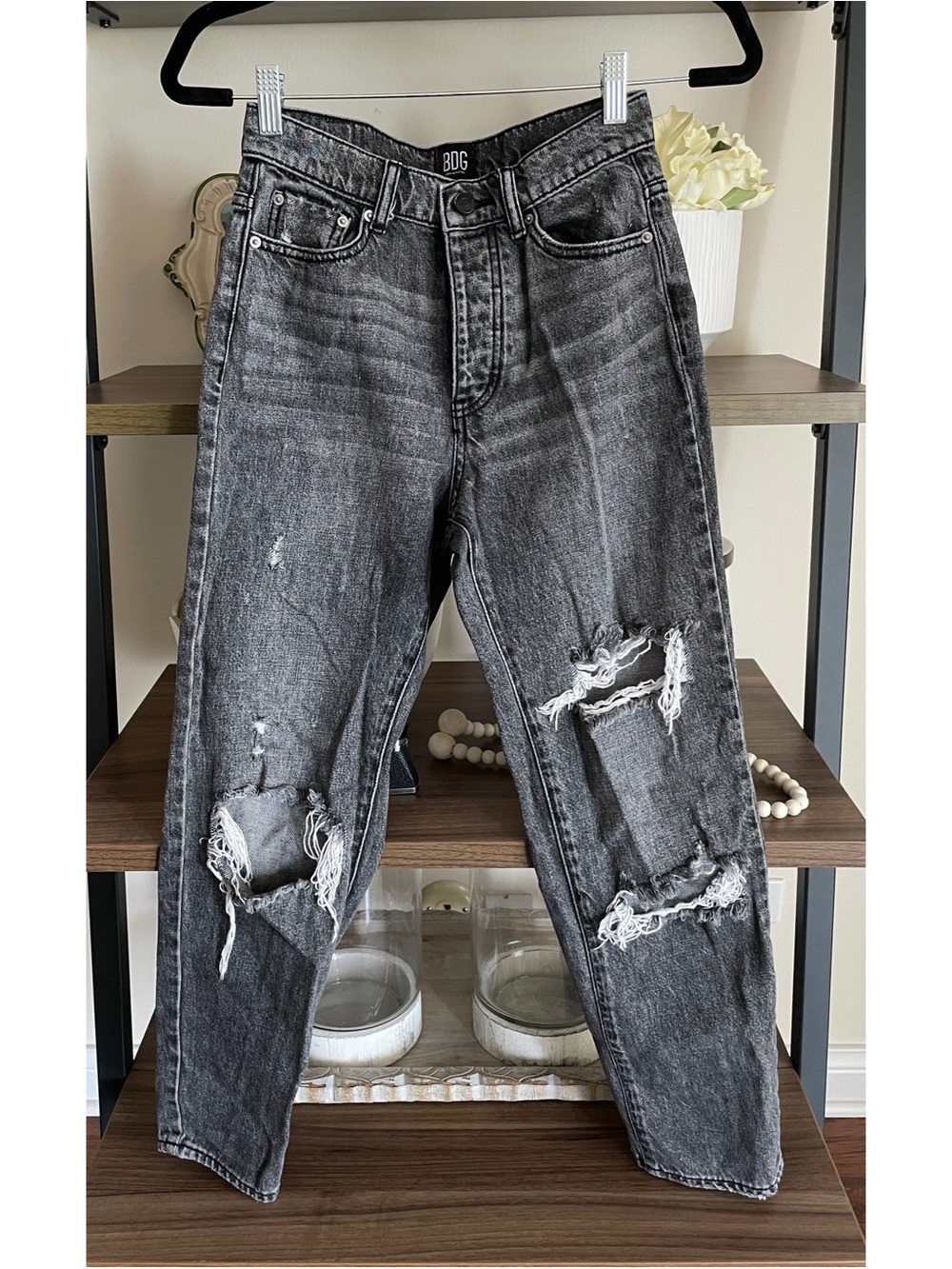 ❤️ Bundle Sale 3/$12 Urban Outfitters BDG Slim Straight Distressed Jeans